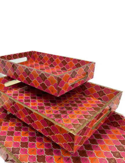 Pink And Red Scallop Print Serving Tray (Set Of 3)