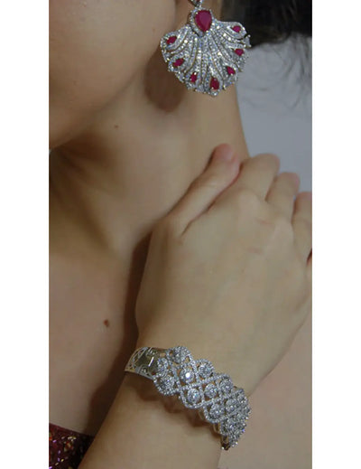 Jinders Beautiful Pavé Silver Fuax Diamond Studded Bangle