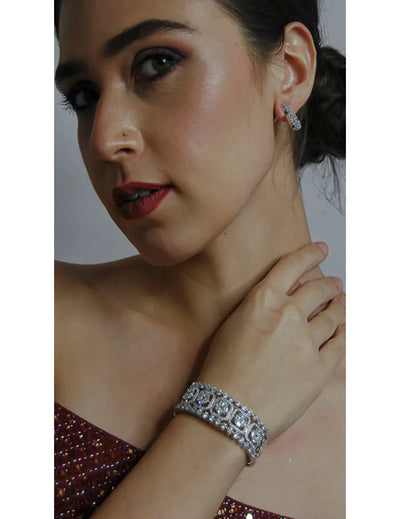 Jinders Beautiful Pavé Siver Finish Faux Diamond Studded Bangle Fashion Accessory For Women